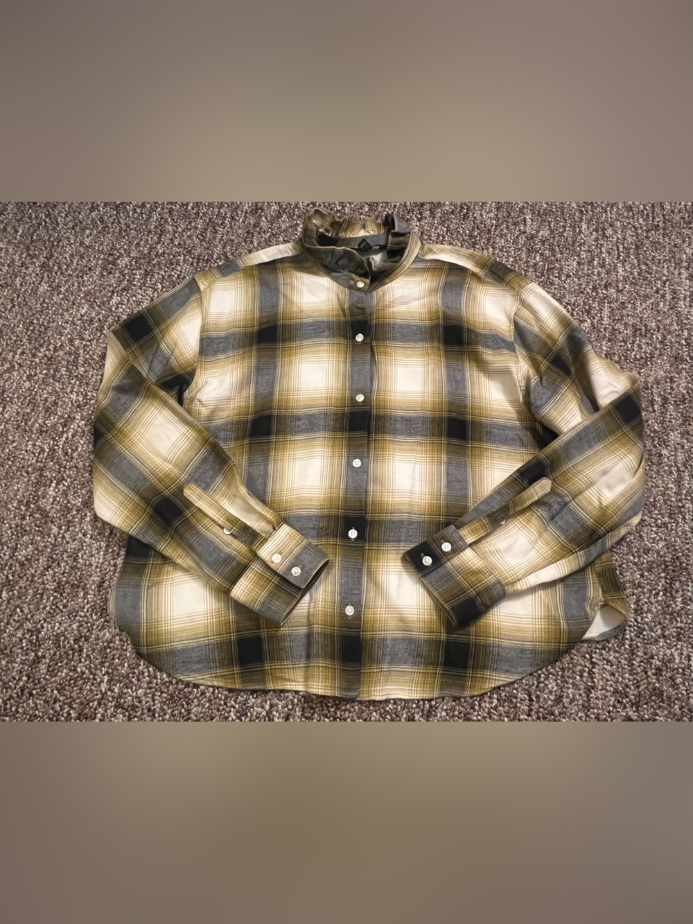 Banana Republic Women’s Long Sleeve Black/Yellow Plaid Ruffled Fall Flannel M